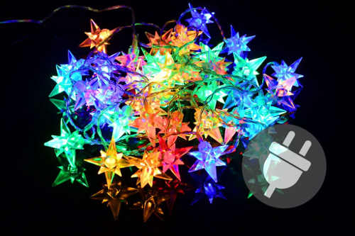Vánoční řetěz ze svítících hvězdiček