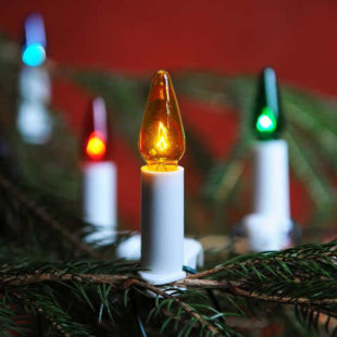 Barevný svítící řetěz na vánoční stromek klasické žárovky
