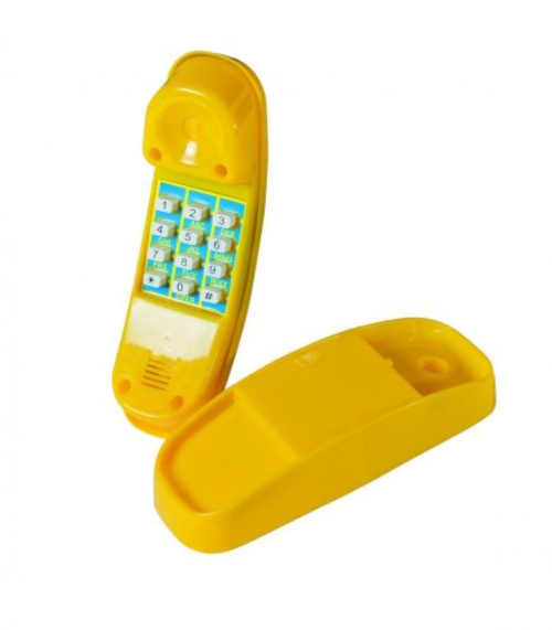 dětský domek se žlutým telefonem